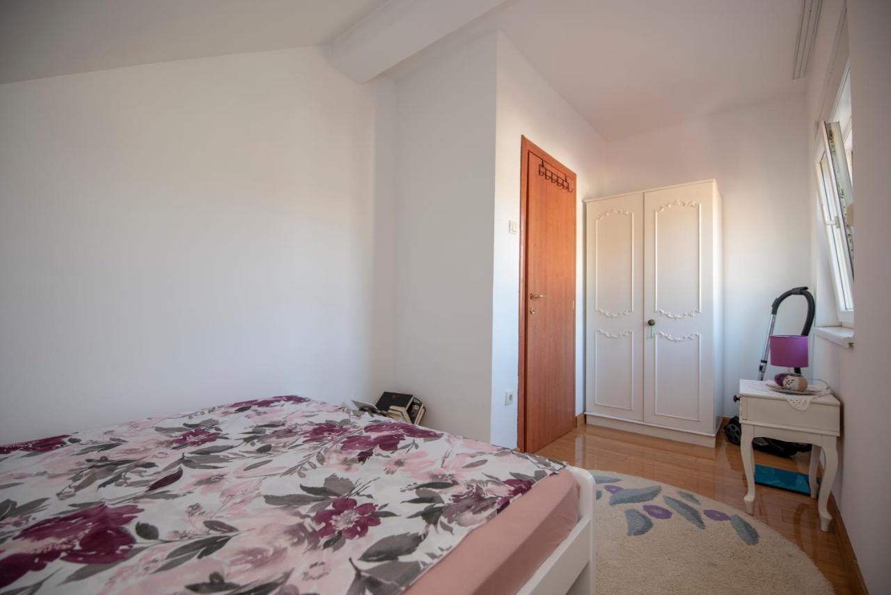 Apartman Pogled Trebinje Lägenhet Exteriör bild